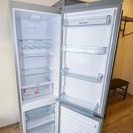 Furnished With A Very Good Location In Kristiine דירה